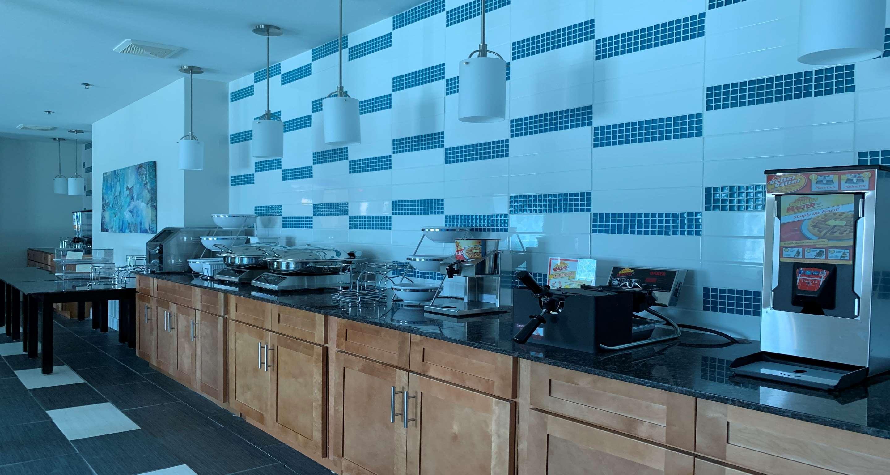 Surestay Plus Hotel By Best Western Niagara Falls East Εξωτερικό φωτογραφία